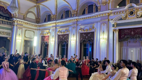 بالصور.. مصر تستضيف لأول مرة حفل (The Grand Ball) الملكي العالمي بقصر عابدين