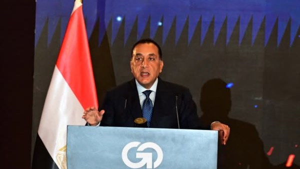 مدبولي: استثمرنا أكثر من نصف تريليون دولار في شبكات الطرق والموانئ والمطارات وأنظمة الطاقة والمناطق اللوجستية والتواصُل الرقمي 