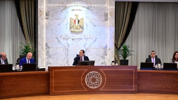 المجلس الأعلى للطاقة يوافق على تلبية احتياجات عدة مصانع جديدة بالمنطقة الاقتصادية لقناة السويس