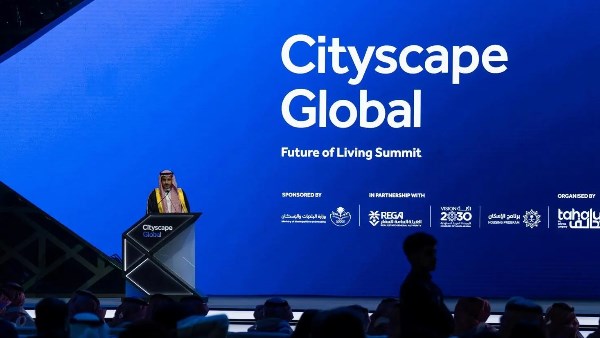 صفقات ضخمة بـ 43 مليار دولار.. ماذا حدث في أول يومين بـ "سيتي سكيب 2025" العالمي؟