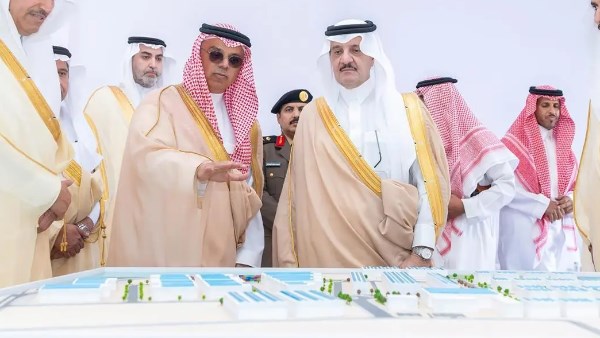 السعودية تدشن منطقة لوجستية متكاملة وتفتتح توسعة محطة الحاويات الثانية في ميناء الملك عبدالعزيز