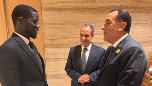 مدبولي يلتقي رئيس السنغال ويؤكد عمق الشراكة الاستراتيجية بين البلدين