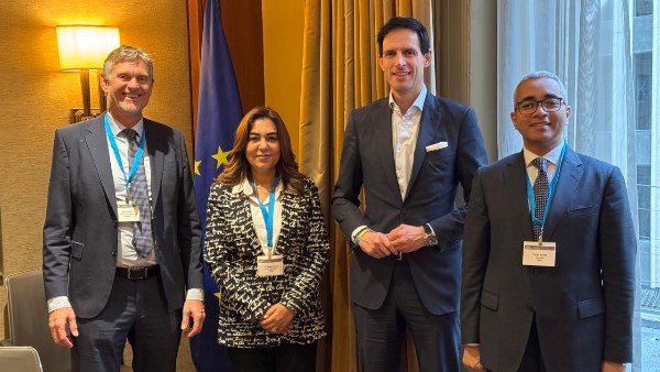 الدكتورة منال عوض