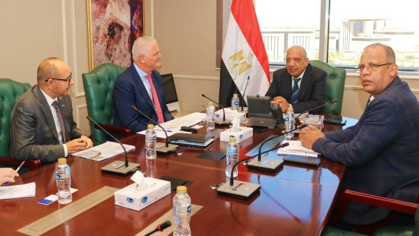 وزير الكهرباء