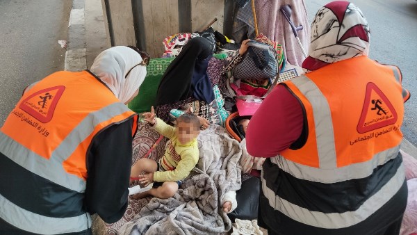 أسرة بلا مأوى