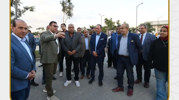 وزير الإسكان