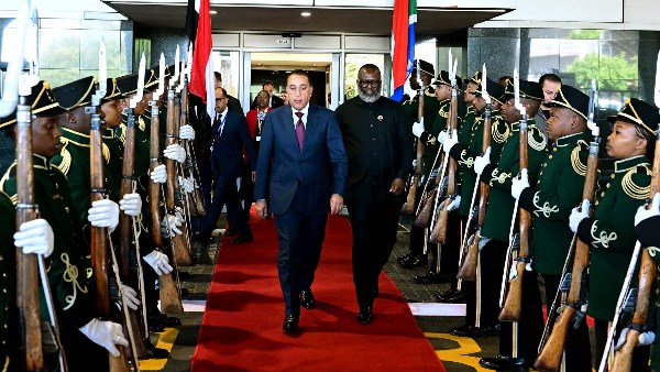 رئيس مجلس الوزراء