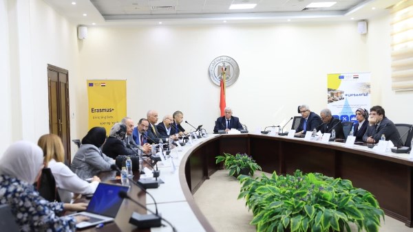 وزير التعليم العالي