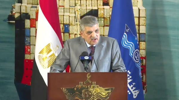  الفريق أسامة ربيع