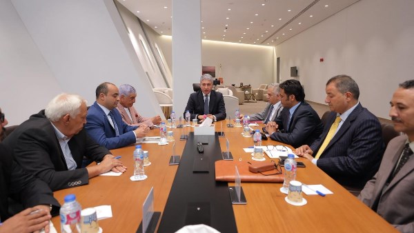 وزير السياحة