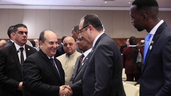 وزير قطاع الأعمال العام