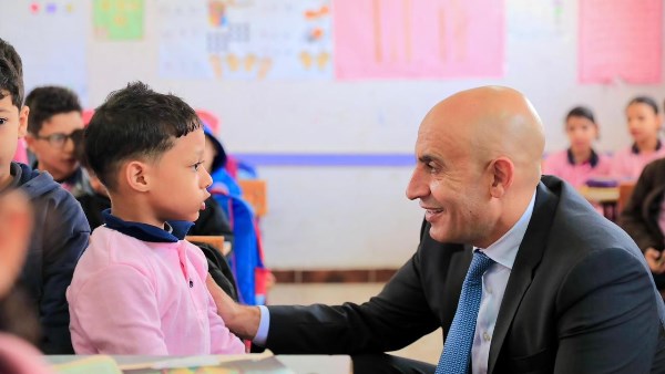  وزير التربية والتعليم