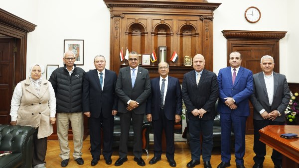 القابضة لمياه الشرب والصرف الصحي