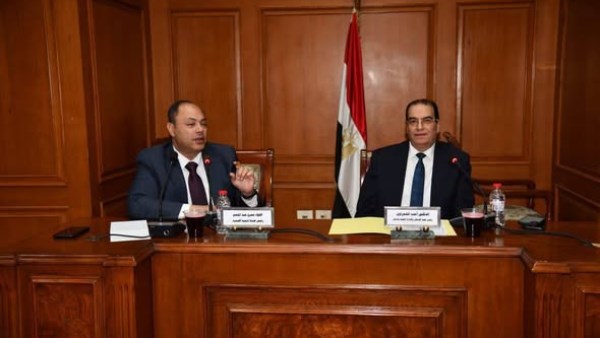 رئيس هيئة تنمية الصعيد يعرض خطة العمل أمام لجنة الإسكان