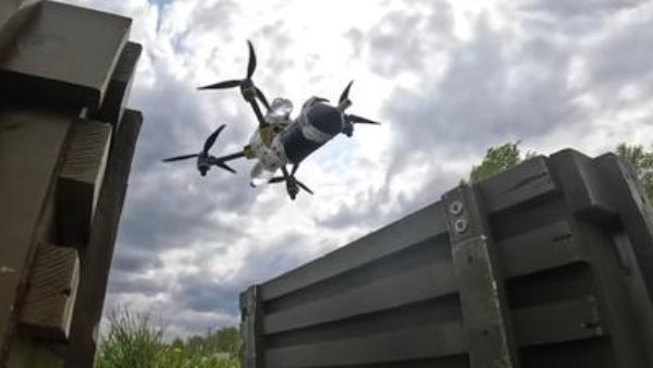 مستثمر صيني يستحوذ على 5% من شركة روسية مصنّعة لطائرات مسيّرة تُستخدم في حرب أوكرانيا