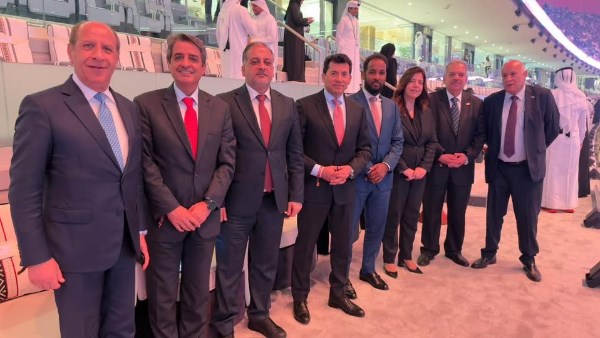 وزير الشباب والرياضة يشهد حفل افتتاح بطولة كأس العرب في قطر