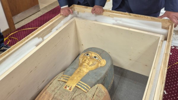 استرداد القطع الأثرية المصرية 