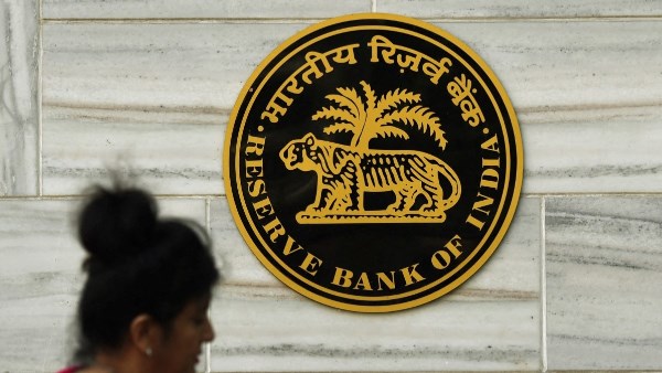 الهند تخفض الفائدة لدعم الاقتصاد وسط تباطؤ صناعي وضغوط تجارية مع أمريكا