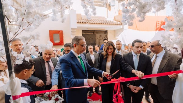 «بنك التعمير والإسكان» يفتتح مبنى رياض الأطفال بـ «مدرسة النور للمكفوفين» بالفيوم