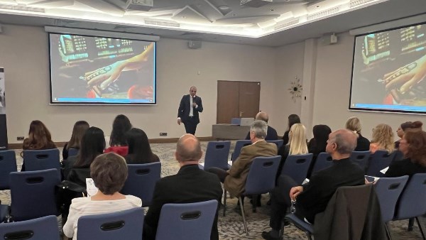 وزارة السياحة تروج للمقصد المصري في السوق التشيكي عبر قافلة سياحية