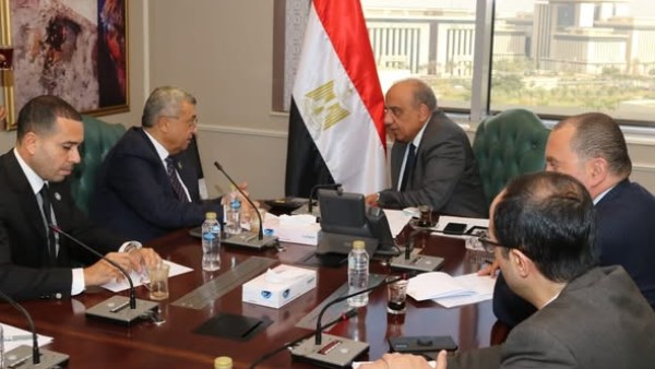 وزير الكهرباء يبحث مع «طاقة الشيوخ» استراتيجية التحول الطاقي وجودة الخدمة