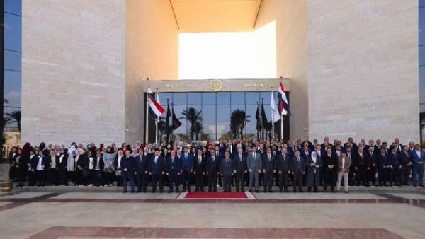 وزير العدل يشهد أداء اليمين القانونية للأعضاء القانونيين الجدد بمصلحة الشهر العقــاري