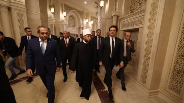 وزيرا الثقافة والأوقاف يفتتحان “متحف قرّاء القرآن الكريم” بالعاصمة الجديدة