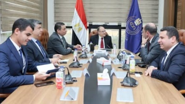  هيئة الدواء المصرية ومستشفيات كليوباترا تبحثان تعزيز التعاون وتطوير الخدمات الطبية