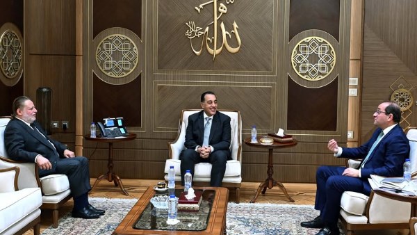 مدبولي يبحث مع «المركزي» و«المالية» تعزيز التنسيق المالي والنقدي لدعم الاقتصاد وخفض التضخم