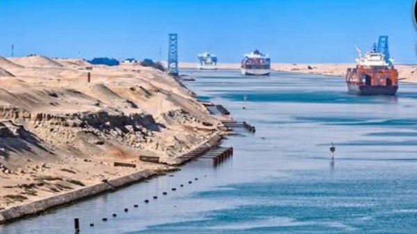 فيتش تتوقع تعافي حركة الملاحة بقناة السويس وارتفاع الإيرادات خلال الأعوام المقبلة