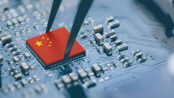 أمريكا تؤجل فرض الرسوم على الرقائق الصينية حتى يونيو 2027