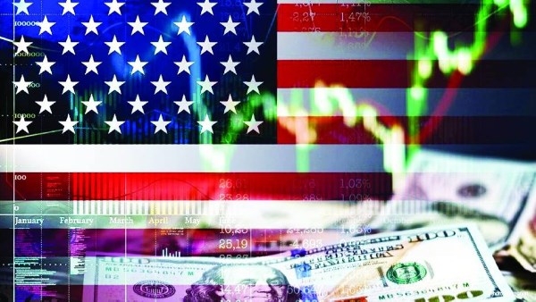 الاقتصاد الأمريكي ينمو بنسبة 4.3% في الربع الثالث مدفوعًا بارتفاع الإنفاق والصادرات