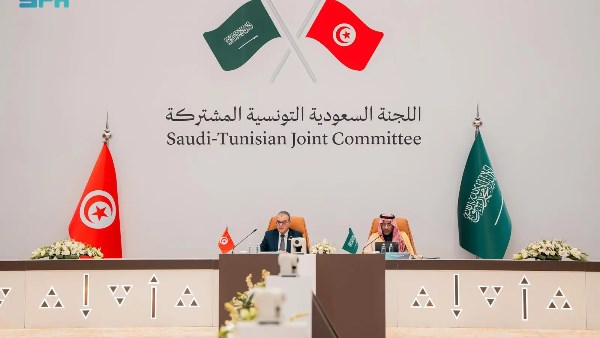 5 اتفاقيات جديدة تعزز الشراكة الاقتصادية بين السعودية وتونس