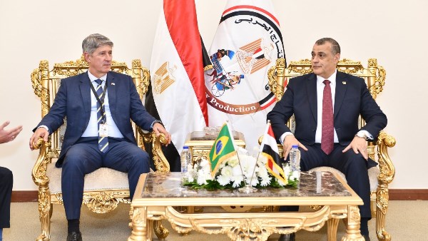 وزير الدولة للإنتاج الحربي