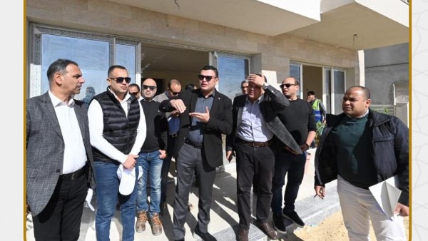 وزير الإسكان