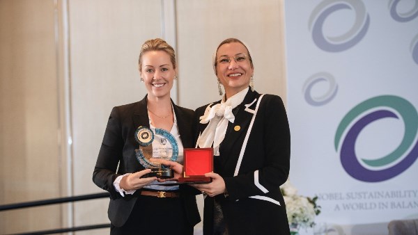 الدكتورة ياسمين فؤاد