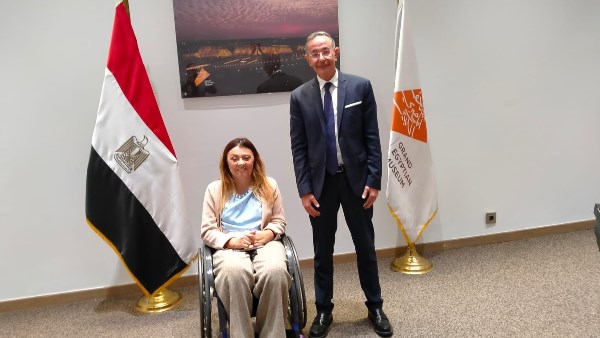 الدكتورة إيمان كريم