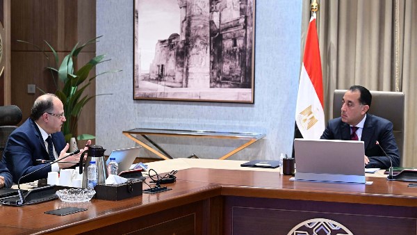  رئيس مجلس الوزراء