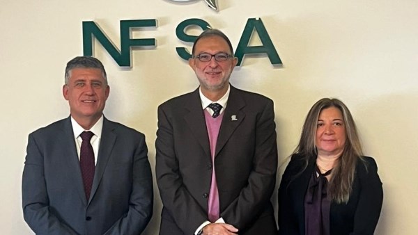 الدكتور طارق الهوبي