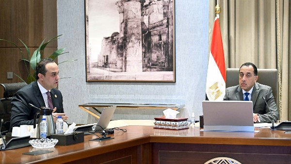 رئيس مجلس الوزراء