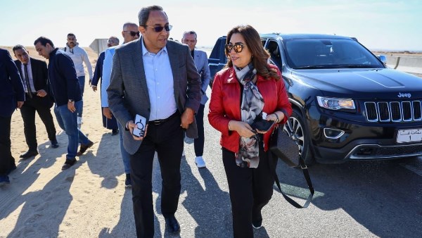 الدكتورة منال عوض 