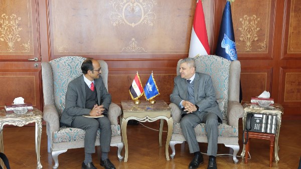 الفريق أسامة ربيع