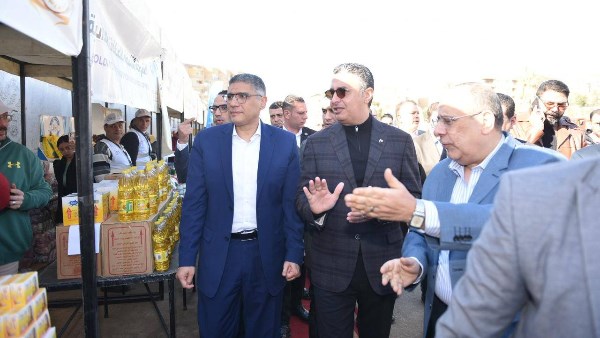 وزير التموين