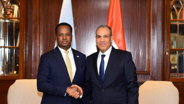 وزير الخارجية