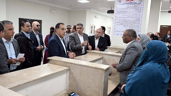 رئيس مجلس الوزراء