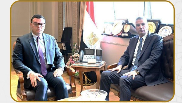 وزير الإسكان