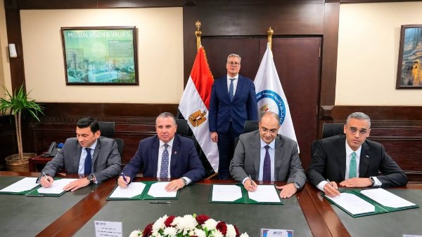  وزير البترول