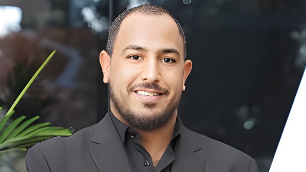 محمد الدهشوري – الرئيس التنفيذي لشركة «سيلفر إسكرين للدعاية والإعلان»