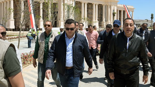 رئيس مجلس الوزراء رئيس مجلس الوزراء