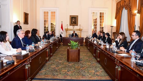 وزير الخارجية 